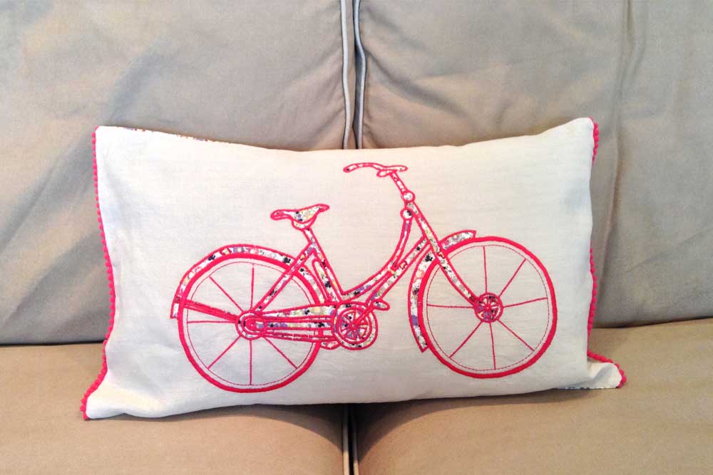 Women’s I love my bike Cushion